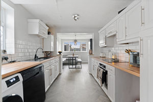 Photo 16- click for photo gallery